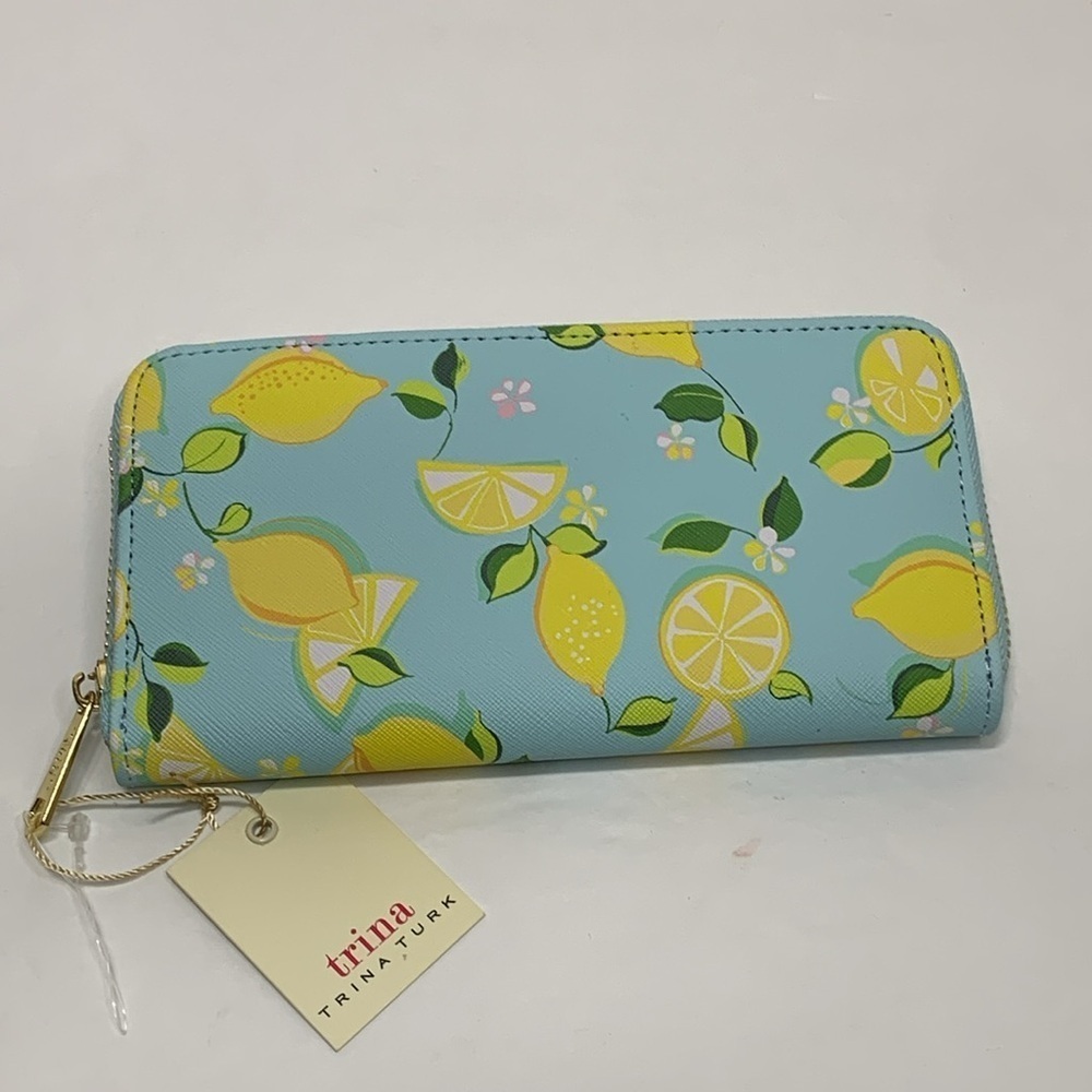 Trina Trina Vegan Faux Leather Wallet Zip Around Yellow Lemon Print NWT - Picture 4 of 7